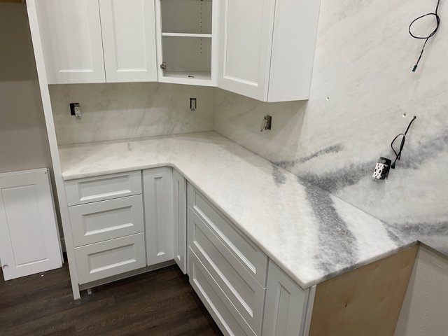 Inside corner countertop and backsplash
